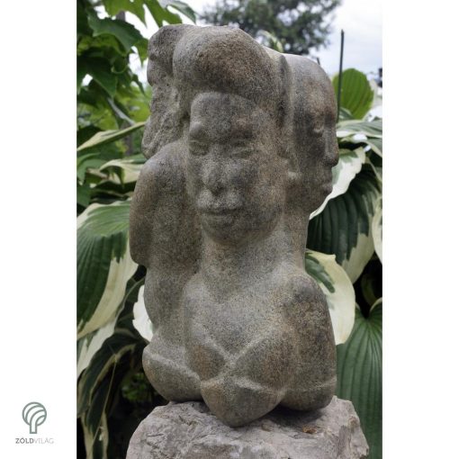 Kvarkok hármasának szobra